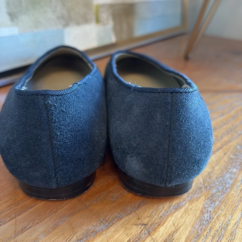 🌛GH Bass and Company navy blue suede ballet flats: